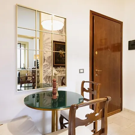 Easylife - Dimora Di Classe In Zona Conciliazione Milan Exterior photo